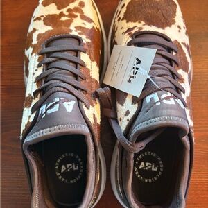 APL Cowhide Pattern Sneakers